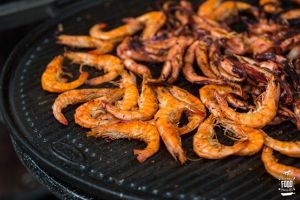 Mâncarea gătită chiar în faţa ta, preparate internaţionale şi concerte la Street FOOD Festival