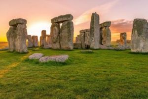 Răsăritul de la Stonehenge, transmis live în toată lumea