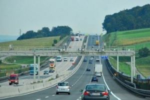   Decizie radicală în circulaţia auto din jurul oraşului Innsbruck. Ce îi aşteaptă pe şoferii sau motocicliştii care călătoresc în Austria