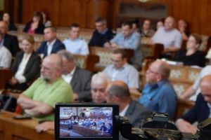 Consilierii judeţeni, convocaţi la şedinţă