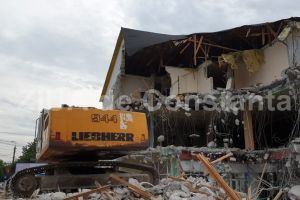 Complexul Primo din Constanta ramane o amintire. Firma omului de afaceri Zelca va ridica un imobil de patru etaje (galerie foto)