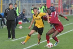 Un internaţional român va da lovitura de start în meciul SR Braşov – FCSB