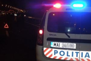 Tragedie la Sârbi: Un bărbat a murit, după ce s-a răsturnat cu autoutilitara
