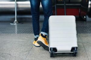 HALUCINANT: Un condamnat din Alba care s-a predat la Poliţie, pentru a merge la închisoare, nevoit să doarmă la un prieten, pentru că NU L-AU PRIMIT în arest