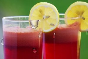 Sucul de sfeclă roşie şi lămâie – beneficii pentru sănătate