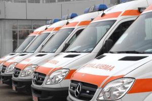 Un mort şi o persoană grav rănită într-un accident pe DN7