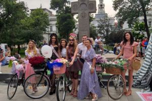 Aradul s-a umplut de culoare! Cum a fost la SkirtBike Arad ediţia 2019 (GALERIE FOTO)