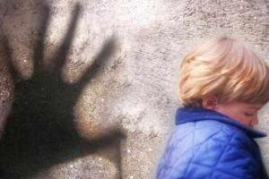 Pedofilii, proxeneţii şi violatorii vor fi înscrişi într-un registru naţional. Propunerea a fost promulgată de şeful statului