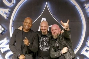 Povestea unui proiect unic în România. „Băieţii răi” pe două roţi îşi turează motoarele pentru a-i ajuta pe copiii abandonaţi