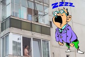 Mutare de şah-pat, în Oradea: Au urcat un pat pe geam până la etajul 3!