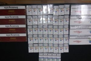 Țigări de contrabandă, confiscate de jandarmii timişeni în Lugoj