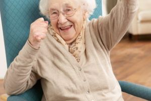 8 pensionari la 10 salariaţi, în Braşov