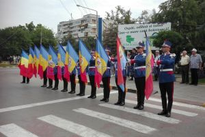 Moment special pregătit de autorităţi de Ziua Drapelului