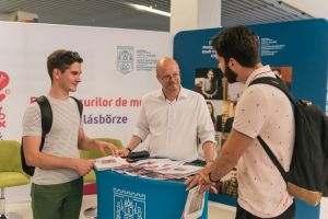 “Satu Mare te aşteaptă acasă”: Bursa de joburi a fost atractivă pentru tineri şi pentru companii