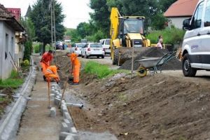 Încă o stradă din Sângeorgiu de Mureş, modernizată