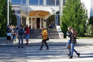 O masterandă a USV a câştigat premiul I la Concursul de Traduceri „Mot à monde”, Cluj-Napoca