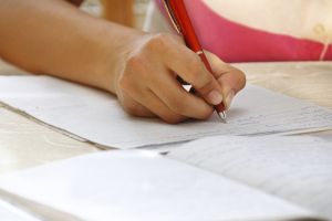 Trei medii de 10 la Evaluarea Naţională. Rezultate în Bistriţa-Năsăud