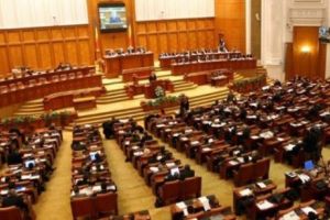 Fostul preşedinte este acuzat pentru corupţie! Criza politică e iminentă. Miercuri, Parlamentul îi va ridica imnunitatea