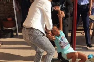 Dezvăluiri cumplite! Ce spun părinţii adoptivi ai fetiţei adoptate