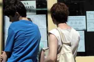 Ei sunt ELEVII de 10 din Argeş. Evaluarea Naţională a fost