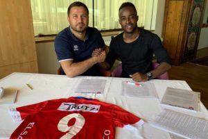 FOTO! Un atacant german a semnat cu FC Botoşani