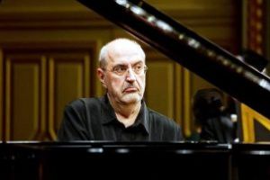 Cultură Concert- Eveniment la Închiderea Stagiunii Filarmonicii braşovene