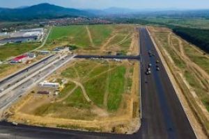 O noua suma care vizeaza investitia de modernizare a Aeroportului, alocata de Consiliul Judetean