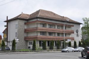 Transferul Hotelului Sport către Primăria Satu Mare, blocat în birocraţie