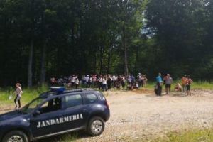 Peste 100 de copii din Iasi au invatat de la jandarmii maramureseni cum sa fie in siguranta in zonele montane