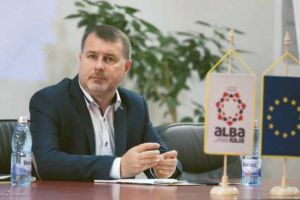 Nicolaie Moldovan, administratorul public al municipiului Alba Iulia, premiul pentru strategia de atragere a fondurilor europene, în cadrul Galei Excelenţa în Management