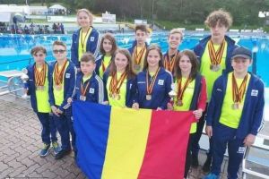 Înotători de la LPS Alba Iulia, remarcaţi la concursul internaţional de la Arnsberg | Salbă de medalii în Germania şi locul secund pe echipe