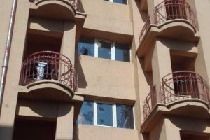 SCANDALUL de la căminul studenţesc din Alba Iulia: ”Studenţii străini ascultau muzică la volum maxim şi aruncau după localnici cu ouă, localnicii au ripostat cu cărămizi”