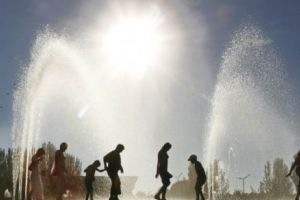 Femeilor li s-a interzis să facă topless în centrul oraşului. Unde a fost luată „drastica” măsură