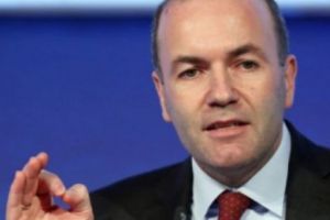 Manfred Weber, în conflict cu Emmanuel Macron. Se dau lupte grele pentru supremaţia în UE