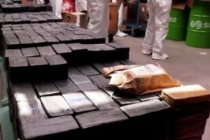 Captură-record de droguri! Poliţia olandeză a confiscat 2,5 tone de metamfetamine 