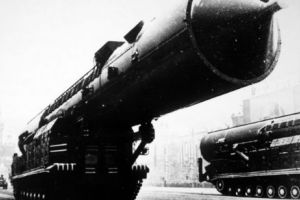 Alertă! Rusia îşi pune rachetele în mişcare. NATO, în alertă maximă 