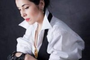 Întorsureni de vază: INTERVIU cu renumitul designer Alina Mărgulescu