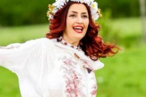 Rona Hartner, optimistă! Se pregăteşte de nuntă