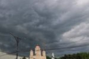 Se anunţă o zi şi o noapte furtunoase în Banat!