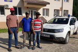 Trei cetăţeni din Gambia, prinşi de poliţiştii de frontieră la Brodina