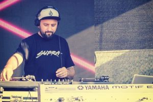 K-lu se pune la platane şi adună publicul pentru a dansa la Timişoara Design Parties #2