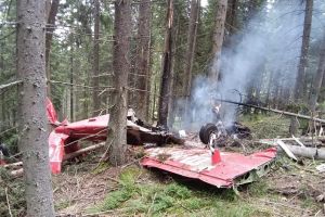 Update – Accidentul aviatic: o persoană a fost transportată cu elicopterul SMURD, la Spitalul de Urgenţă din Târgu Mureş