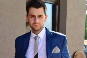 Mesaj sfâşietor al prietenilor bărbatului ucis pe trecerea de pietoni de un milionar clujean. ”Vasi pleacă în mormânt cu principiile lui, cu valoroasa lui inteligenţă şi nemărginita lui bunătate”