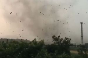 Cod roşu, avertizări Ro-Alert. Efectele furtunilor în Bistriţa-Năsăud