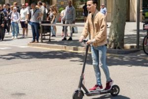 O mie de trotinete pentru bucureşteni! Cu ce viteză vor circula