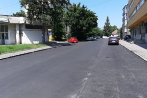 Cât timp se va circula cu dificultate la Bistriţa din cauza lucrărilor de asfaltare. Niculae: Le cer îngăduinţă şoferilor