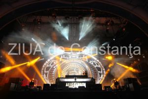 	Caravana Blood Network ajunge la Constanta! Donatorii primesc bilete gratuite la Untold sau Neversea 