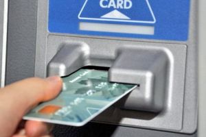 Atenţie cum şi unde folosiţi cardul! O femeie din Făgăraş s-a trezit cu contul bancar gol