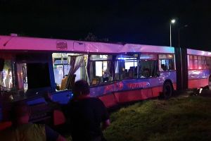 IMAGINI ȘOCANTE: ACCIDENT GROAZNIC cu un autobuz în care se aflau muncitori din Zona Industrială! Bilanţul: 10 VICTIME