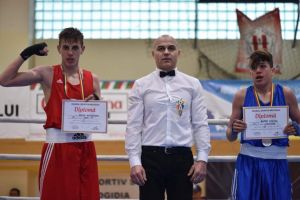 Boxerul Alexandru Buleu, de la CS Farul Constanta, selectionat in lotul national de juniori (galerie foto) 